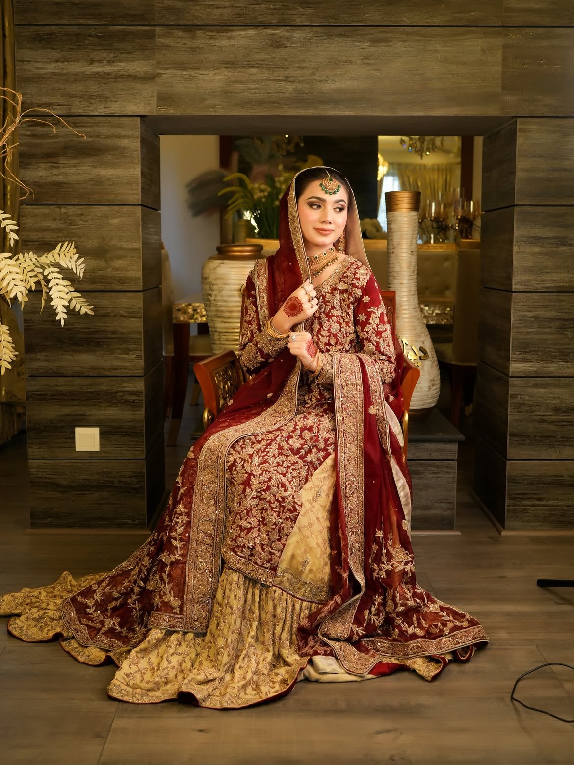Day vs. Night Weddings: How to Choose the Right Makeup Coverage and Highlight